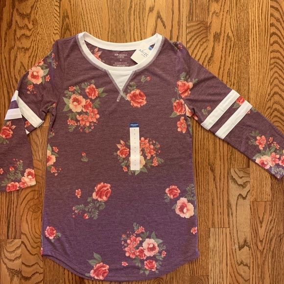 Arizona Jean Company Tops - Arizona Jean Co floral shirt with 3/4 sleeve